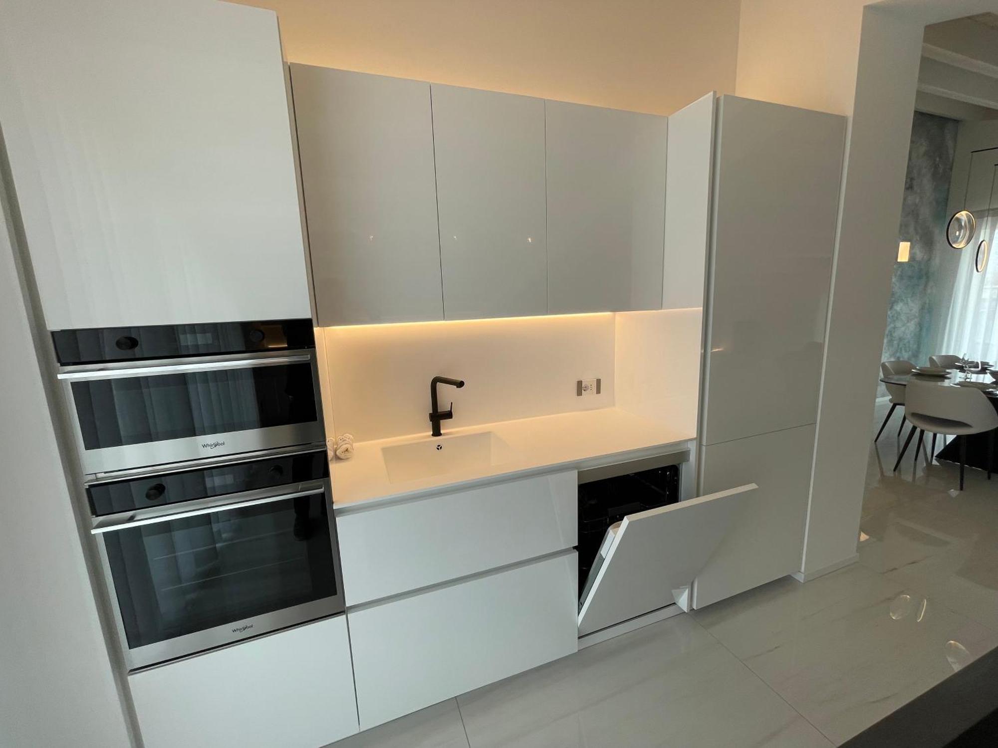 Apartment Haus Margarete - Attico Infinity Vista Mare Con Jacuzzi - Agenzia Cocal *